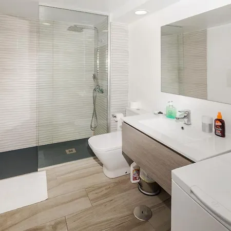 Conylanza Bastian Beach דירה