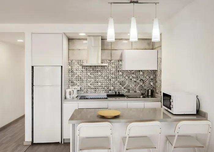 Conylanza Bastian Beach